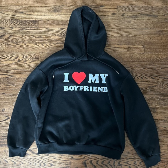 SHEIN Black Hoodie with 'I ❤️ MY BOYFRIEND' Print - Picture 1 of 2